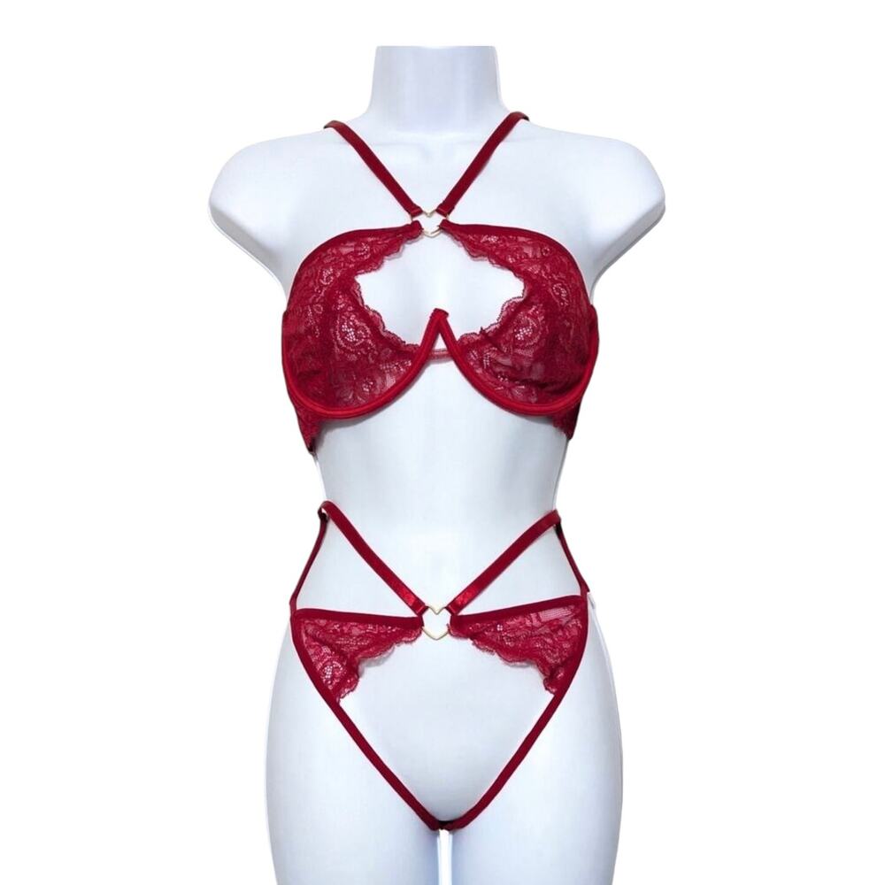 NWT! Frederick's of Hollywood Red Lace Lover Bra & Panty Set L/XL